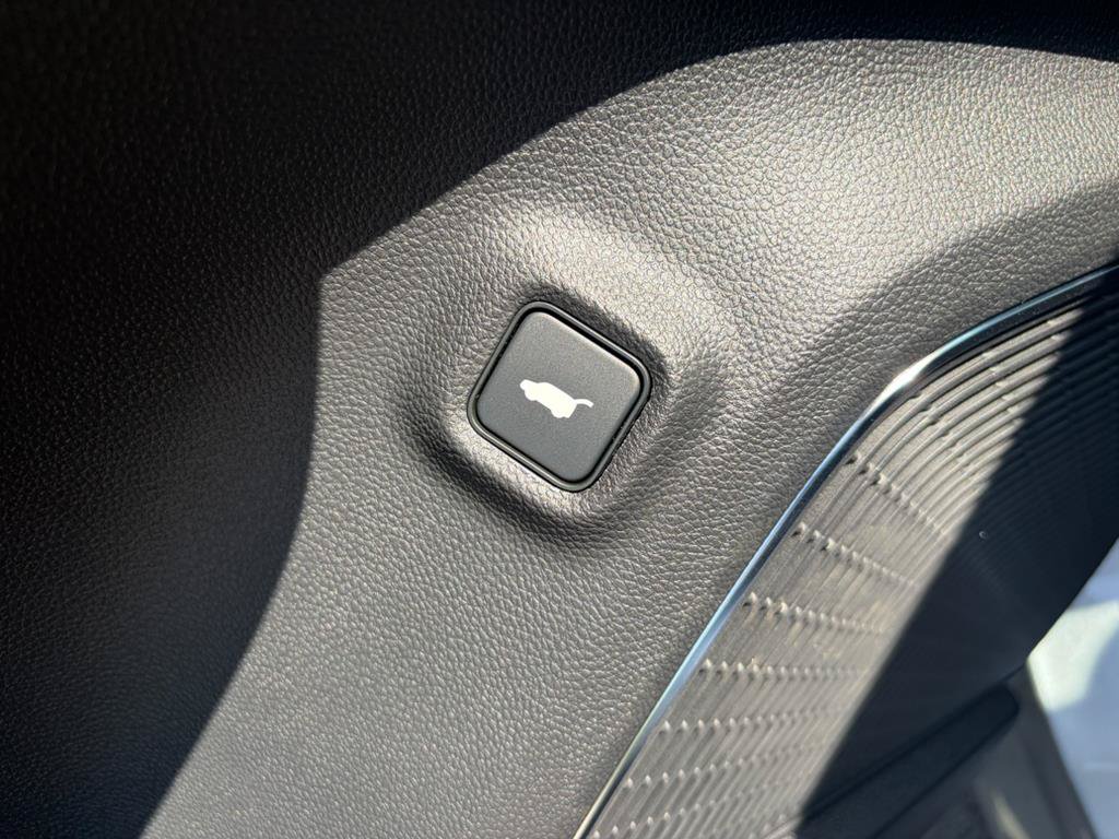 New 2026 Acura MDX FWD image 24