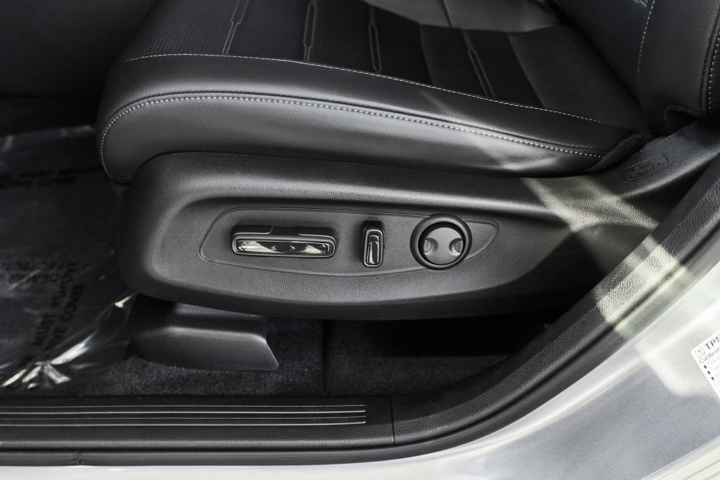 Used 2023 Honda CR-V EX-L image 14