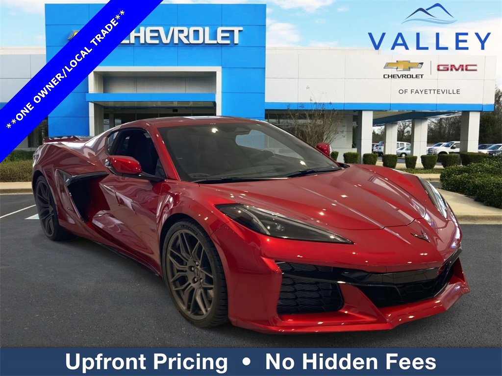 Used 2025 Chevrolet Corvette Z06 image 1