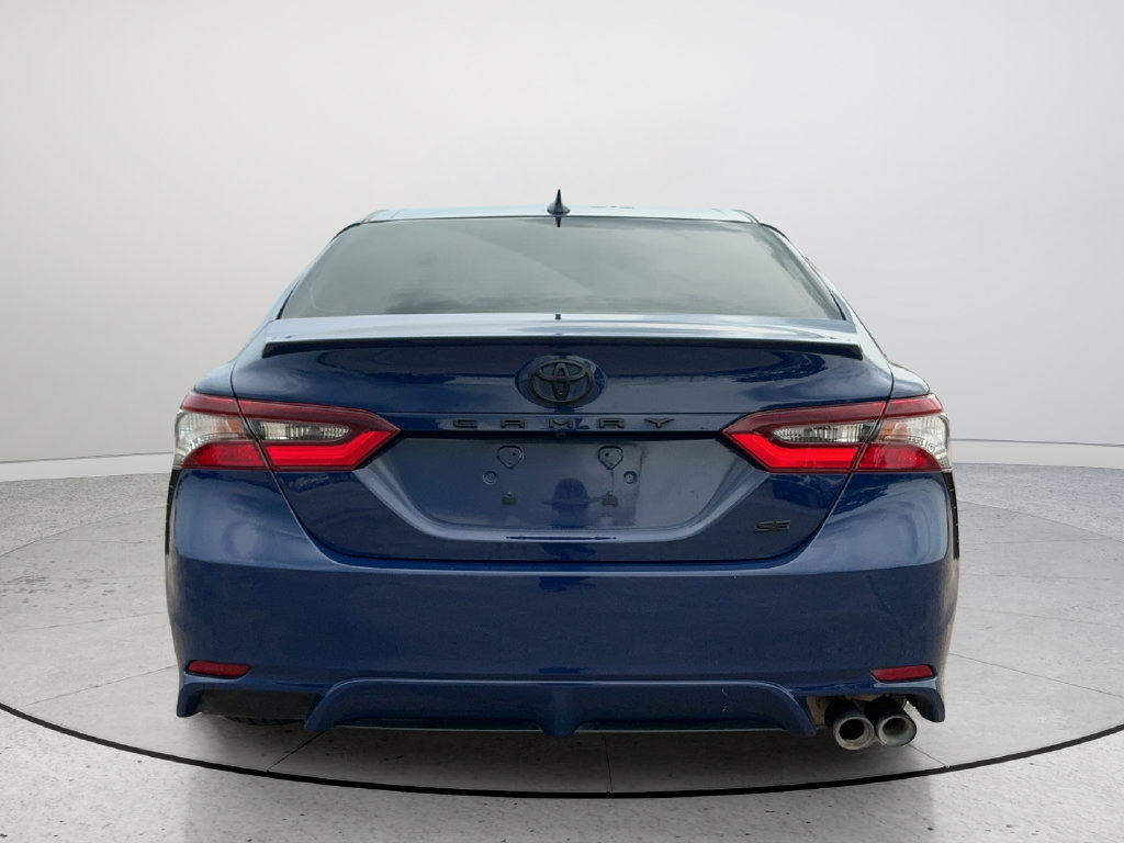 Used 2023 Toyota Camry SE FWD image 5