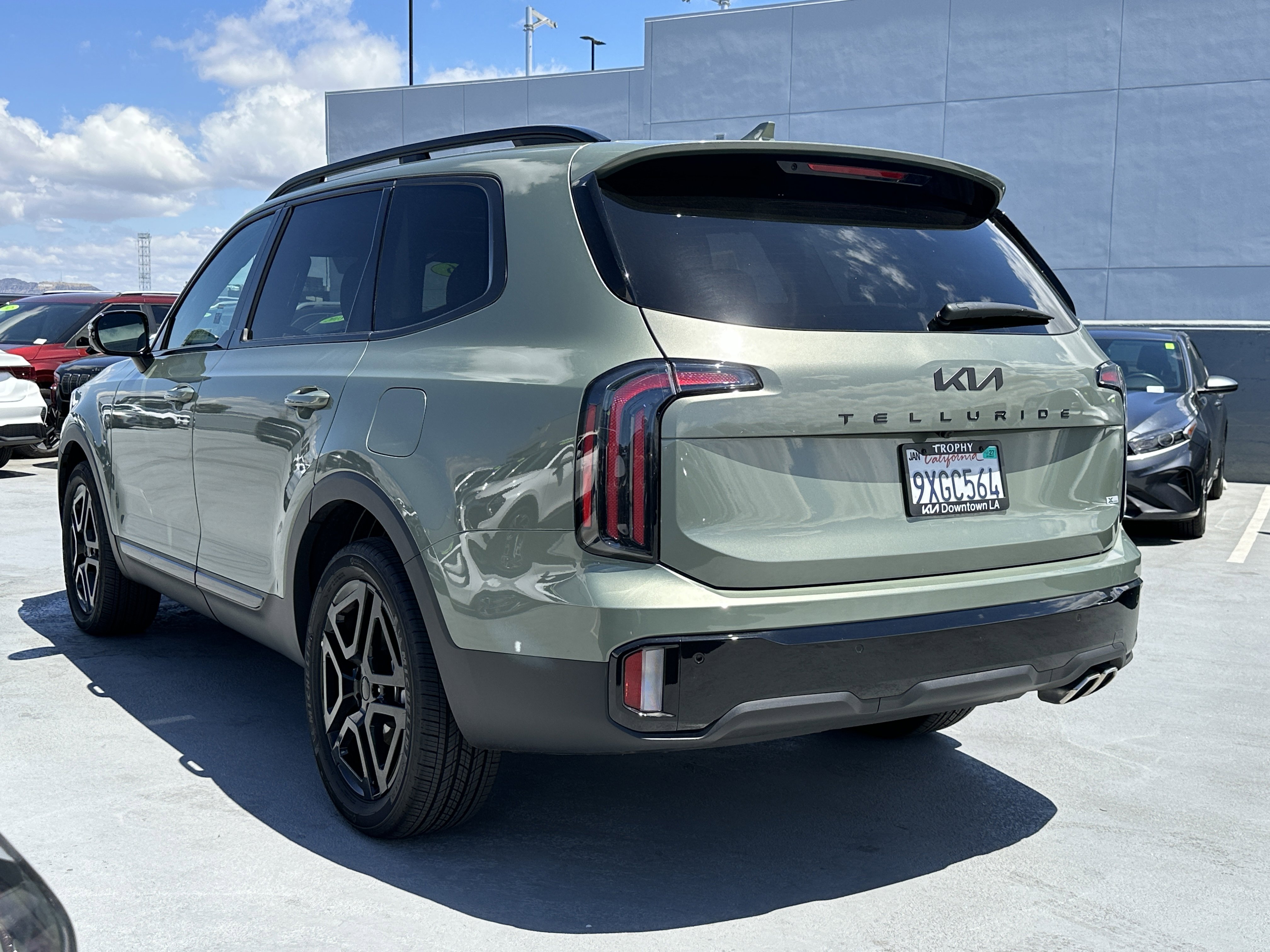 Certified 2025 Kia Telluride SX Prestige X-Line AWD/4WD image 4