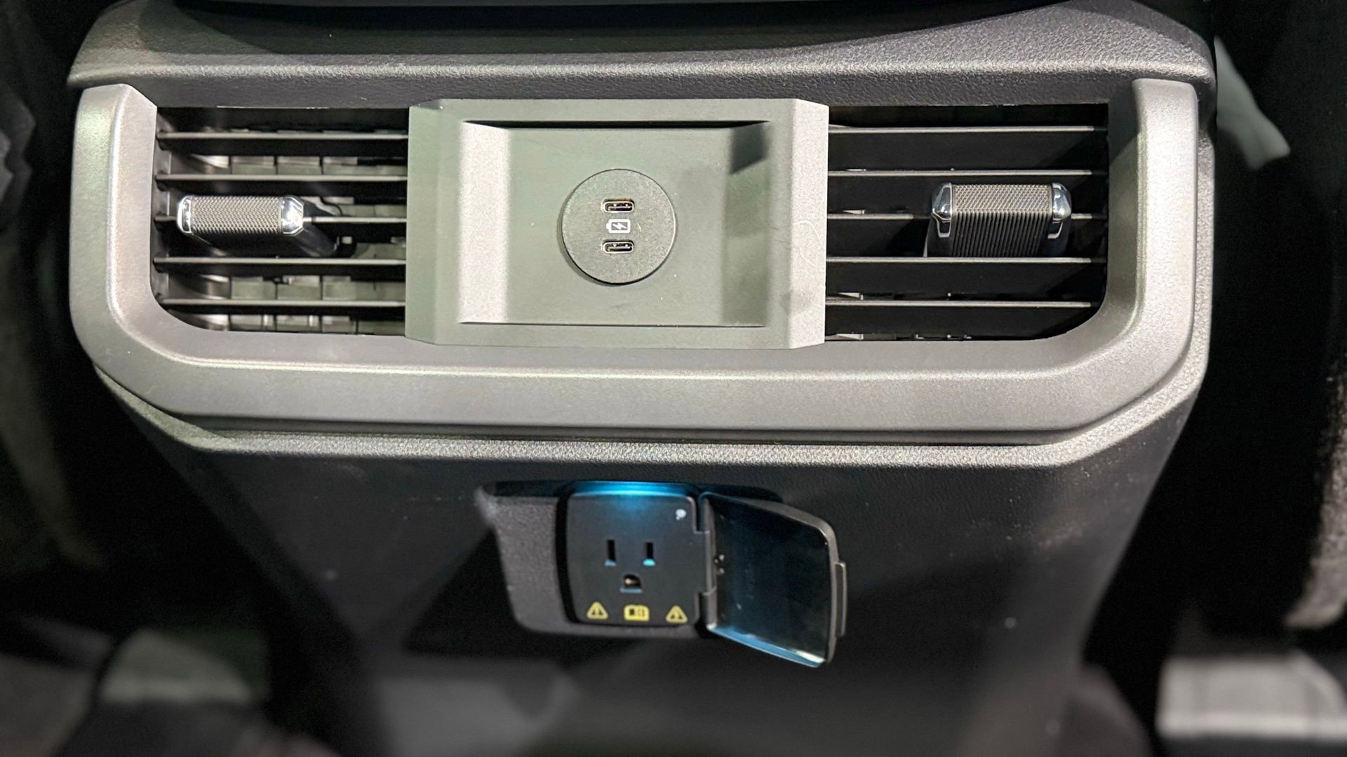 New 2026 Ford F150 XLT w/ XLT Black Appearance Package image 84