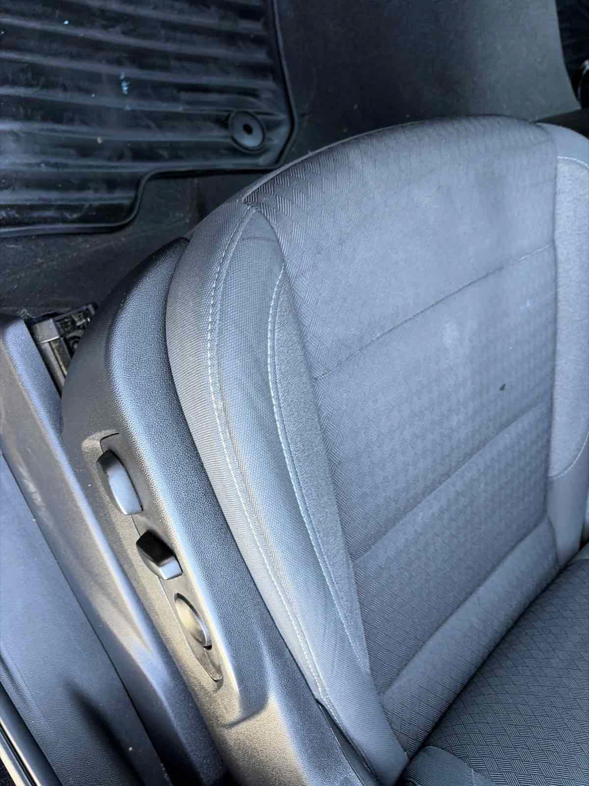 Used 2022 Chevrolet Silverado 1500 Custom w/ LPO, Dark Essentials Package RWD image 9