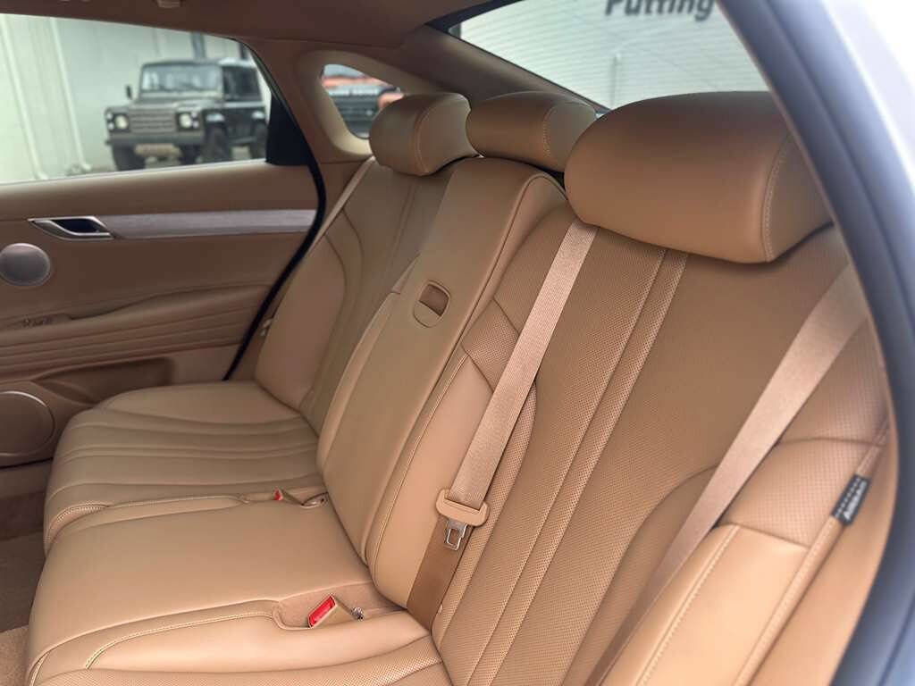 Used 2025 Genesis G80 2.5T Advanced image 18