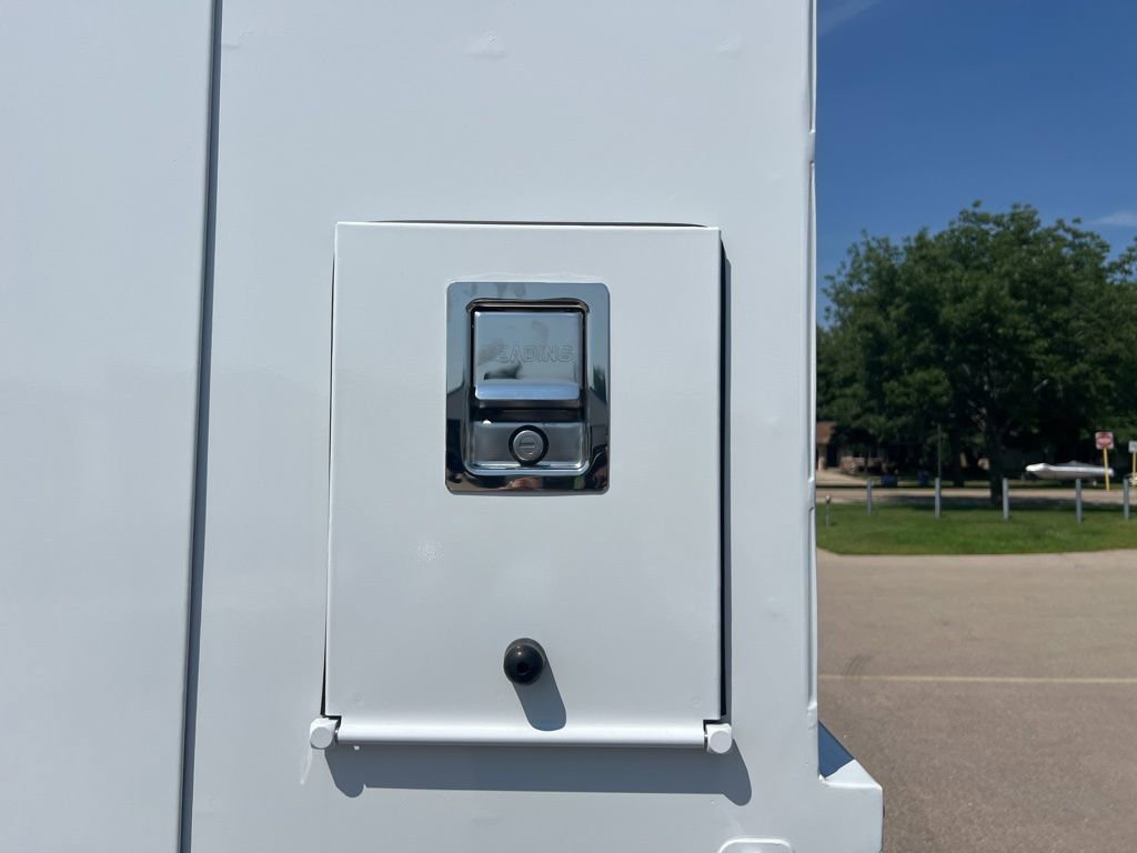 New 2025 Chevrolet Express 3500 w/ Power Convenience Package image 17