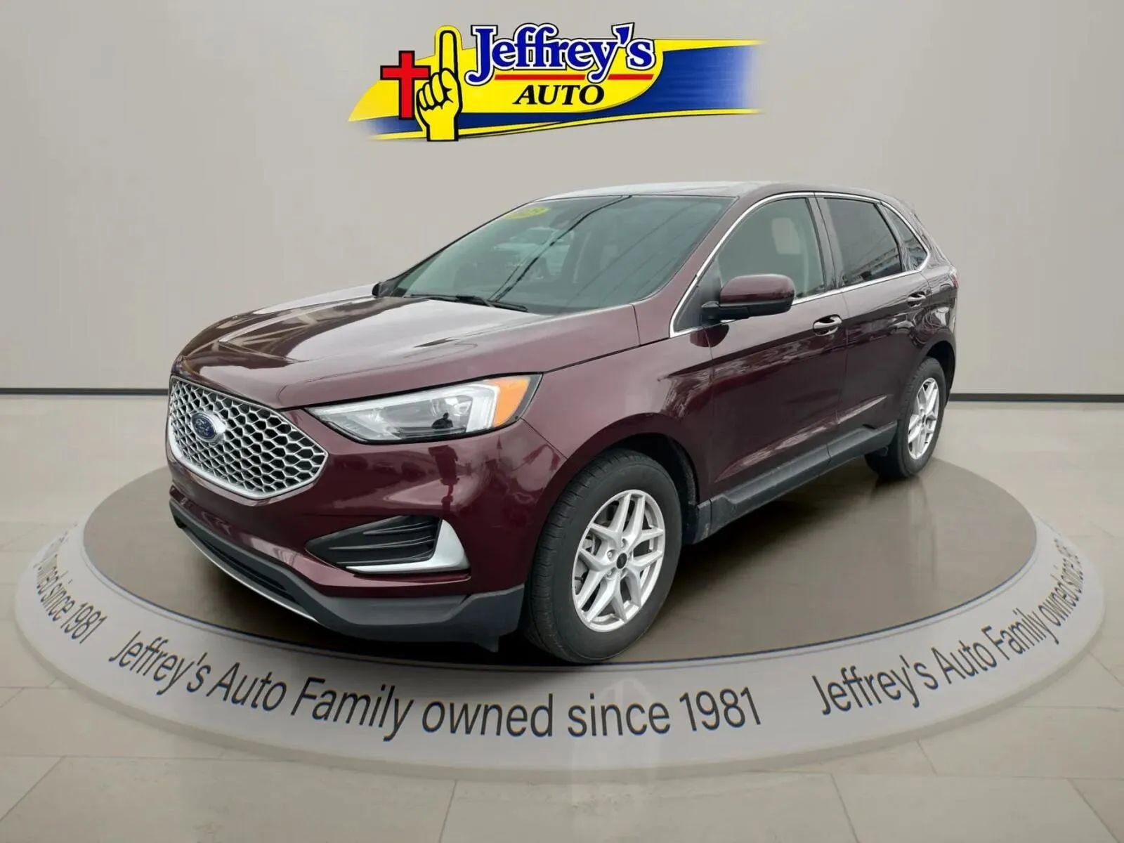 Used 2023 Ford Edge SEL image 9