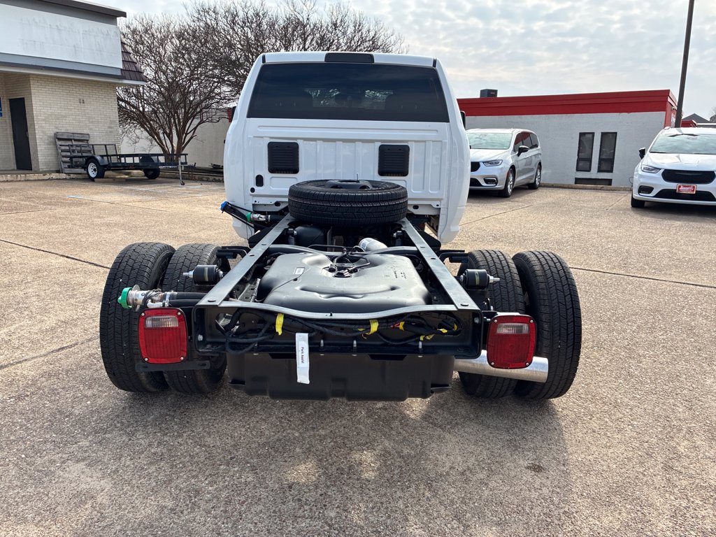 New 2026 RAM 3500 Tradesman AWD/4WD image 4