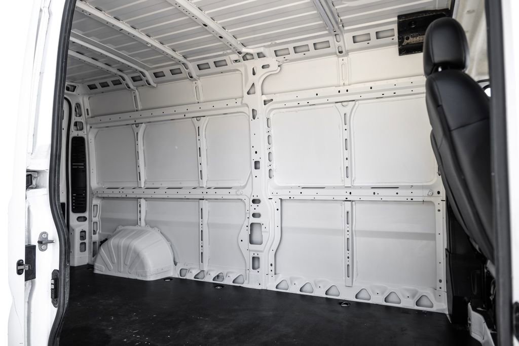 Used 2023 RAM ProMaster 2500 w/ Premium Convenience Group (B) image 34
