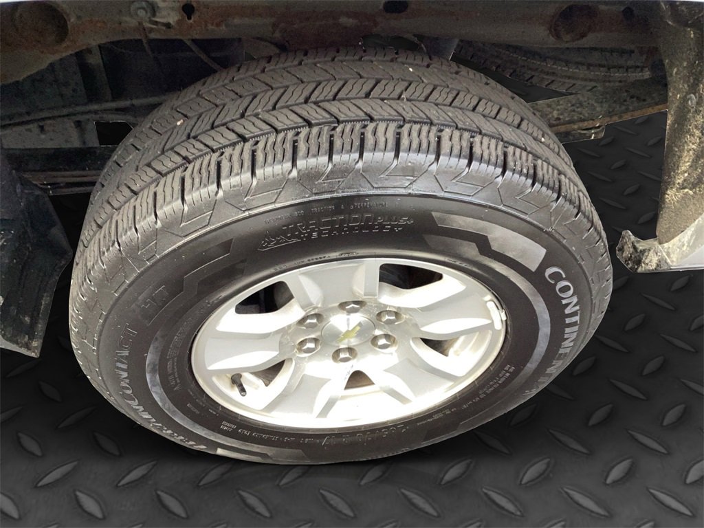 Used 2018 Chevrolet Silverado 1500 LT w/ All Star Edition image 34