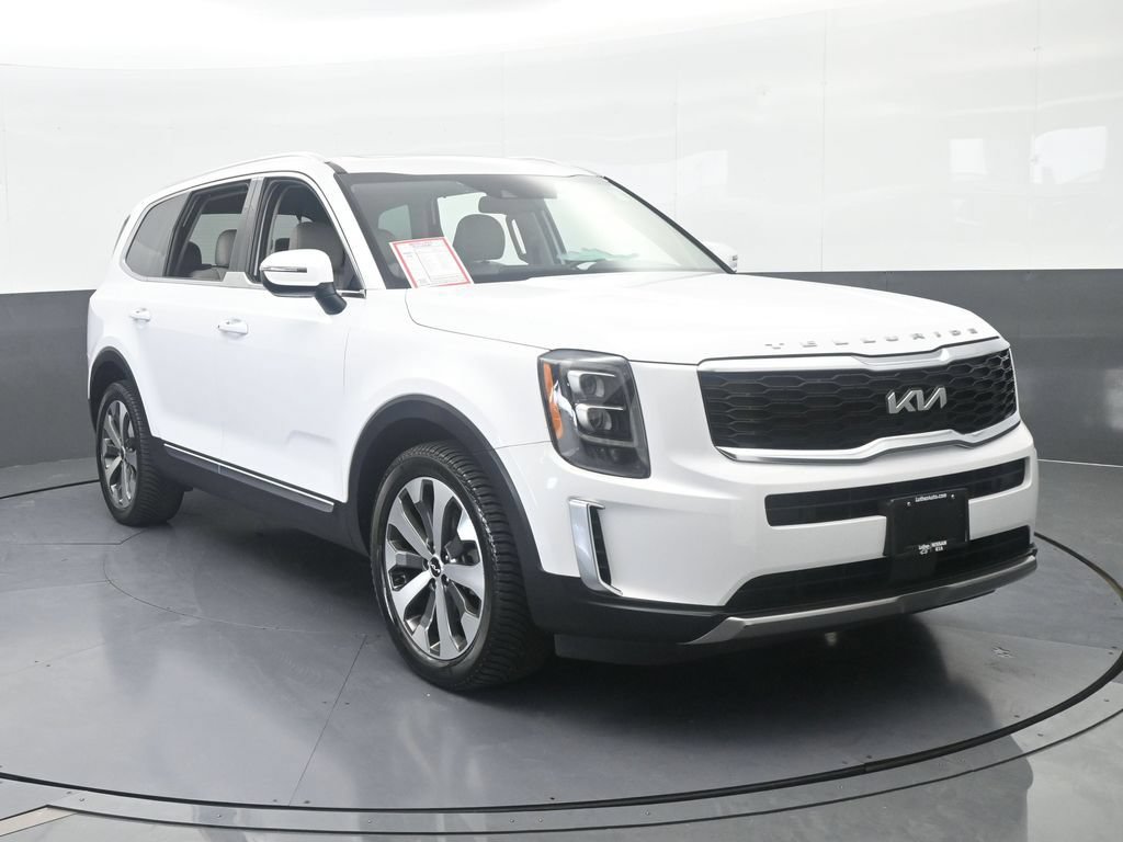 Used 2022 Kia Telluride EX w/ EX Premium Package AWD/4WD image 9