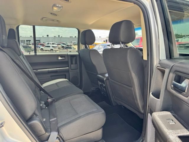 Used 2019 Ford Flex SE FWD image 24
