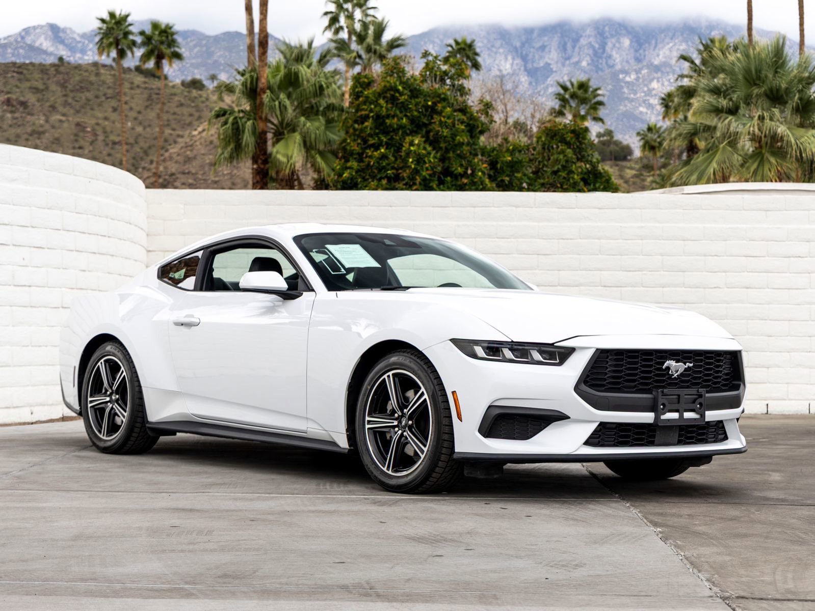 Used 2024 Ford Mustang Coupe image 2