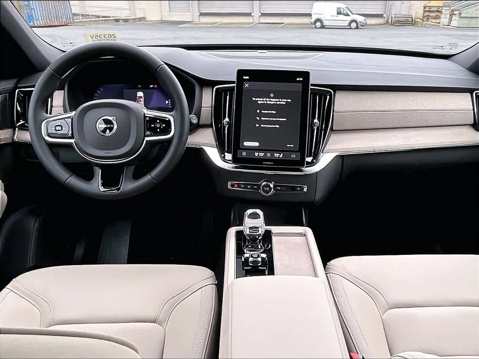 New 2026 Volvo XC90 B6 Plus w/ Protection Package Premier AWD/4WD image 7