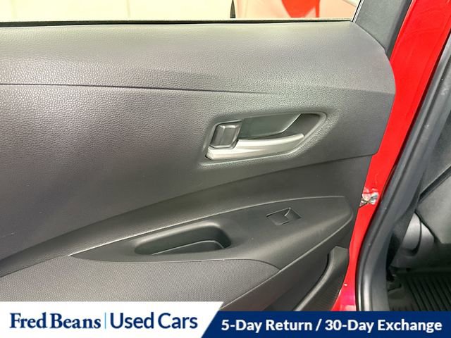 Used 2021 Toyota Corolla LE image 20
