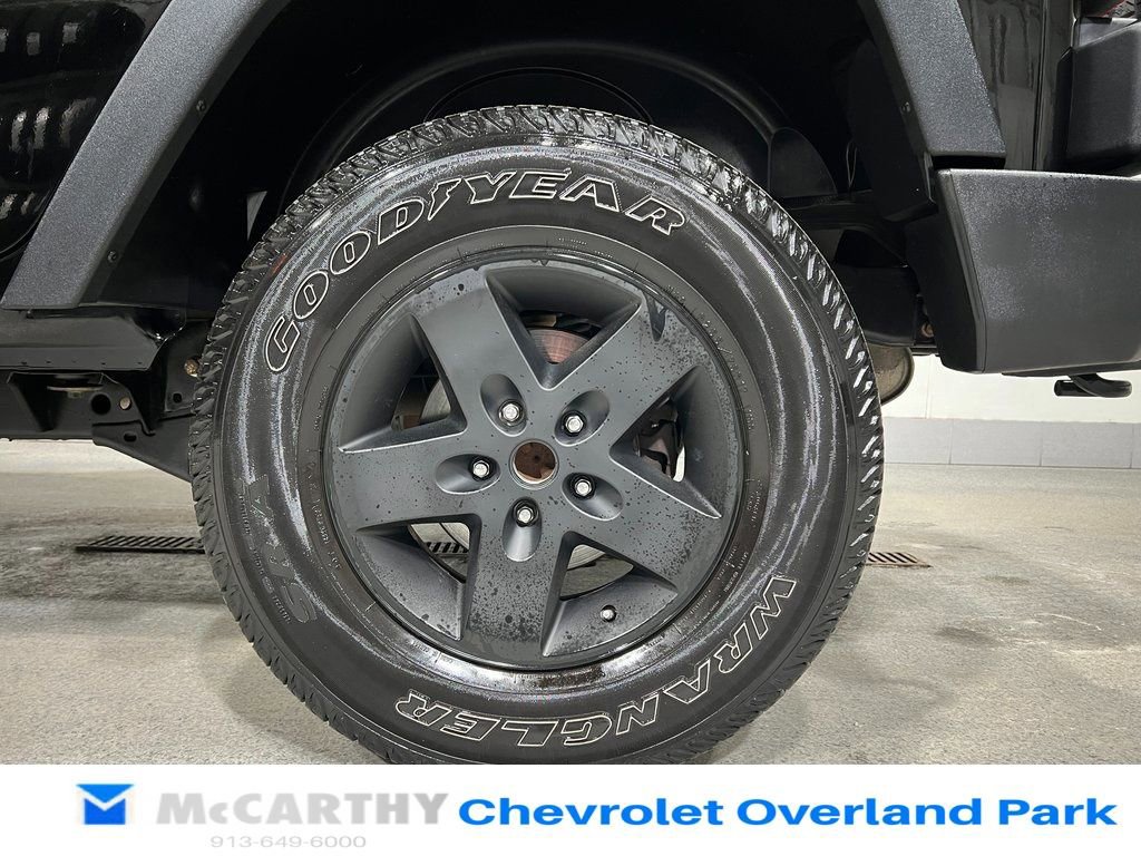 Used 2017 Jeep Wrangler Unlimited Sport w/ Connectivity Group image 24