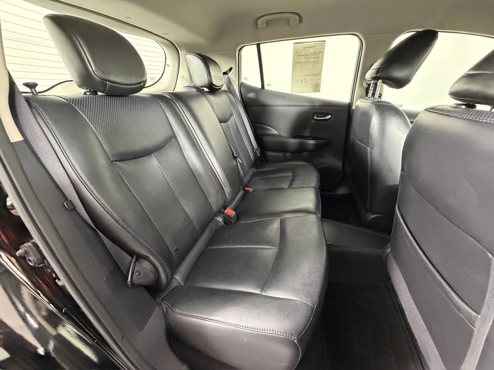 Used 2013 Nissan Leaf SL w/ Premium Pkg FWD image 39