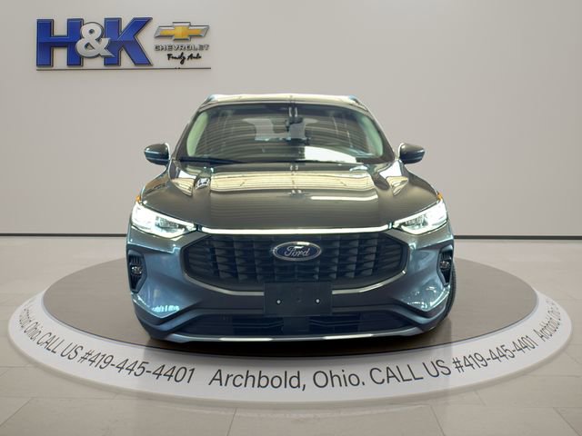 Used 2025 Ford Escape Platinum image 3