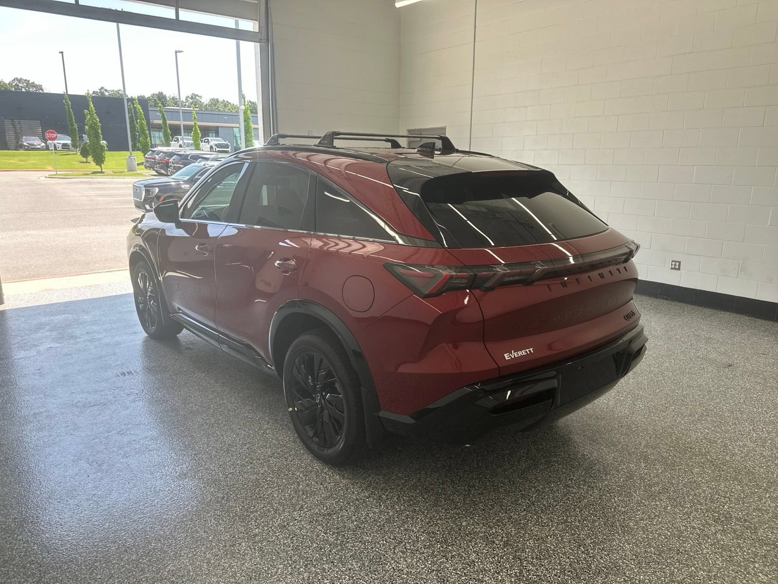New 2027 INFINITI QX65 Sport w/ Cargo Package AWD/4WD image 2