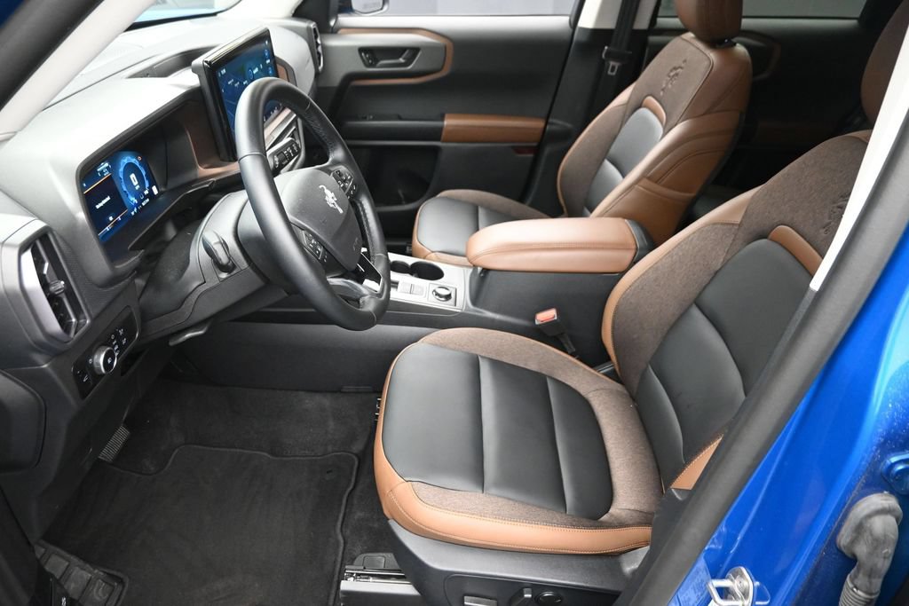 Used 2025 Ford Bronco Sport Outer Banks w/ Outer Banks Tech Package+ AWD/4WD image 16
