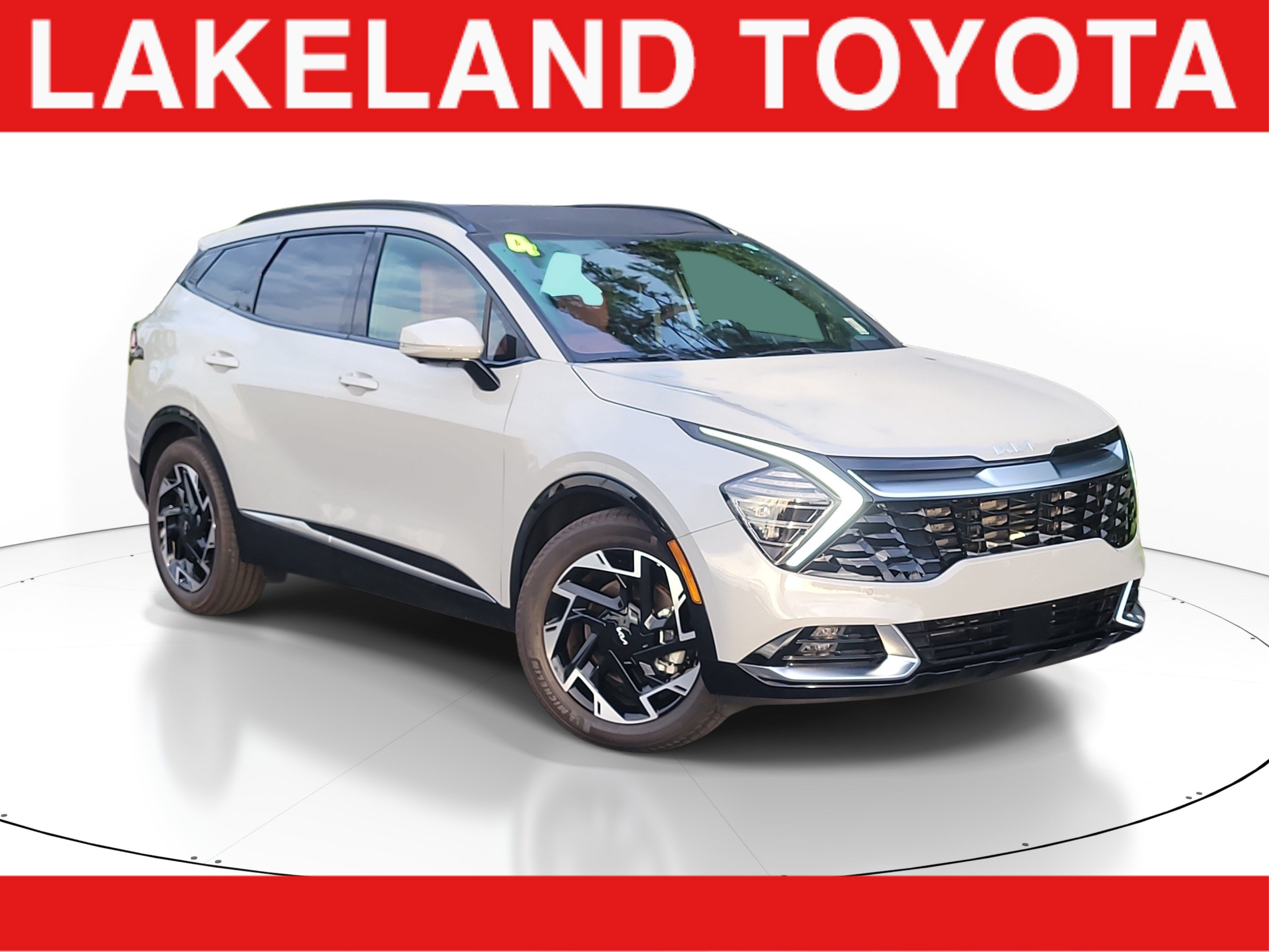 Used 2025 Kia Sportage SX