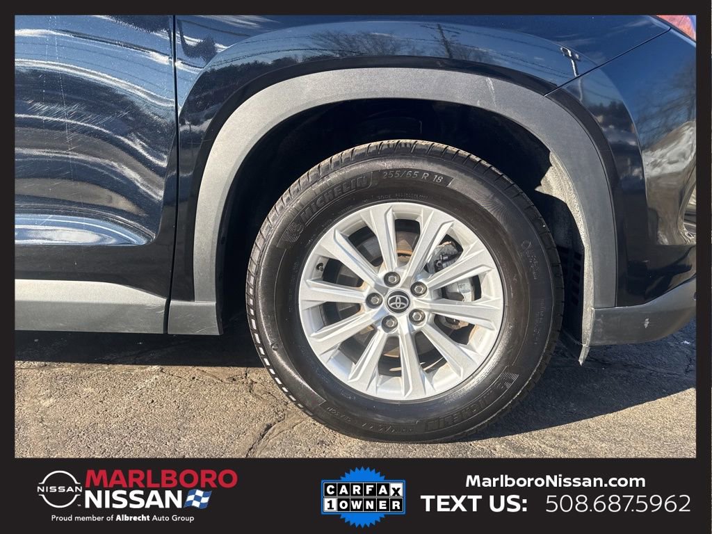 Used 2025 Toyota Grand Highlander XLE image 10