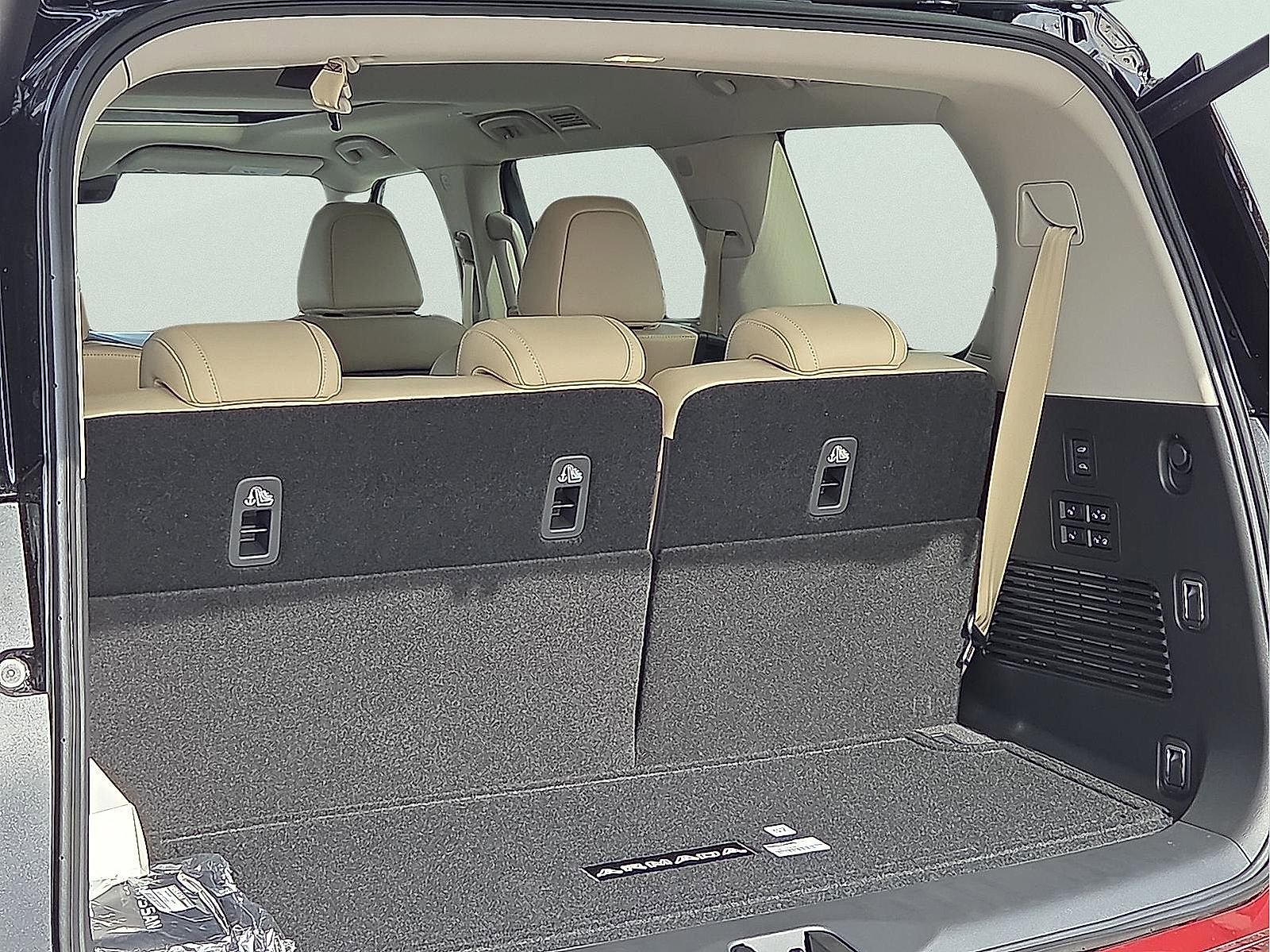 New 2026 Nissan Armada Platinum Reserve image 9
