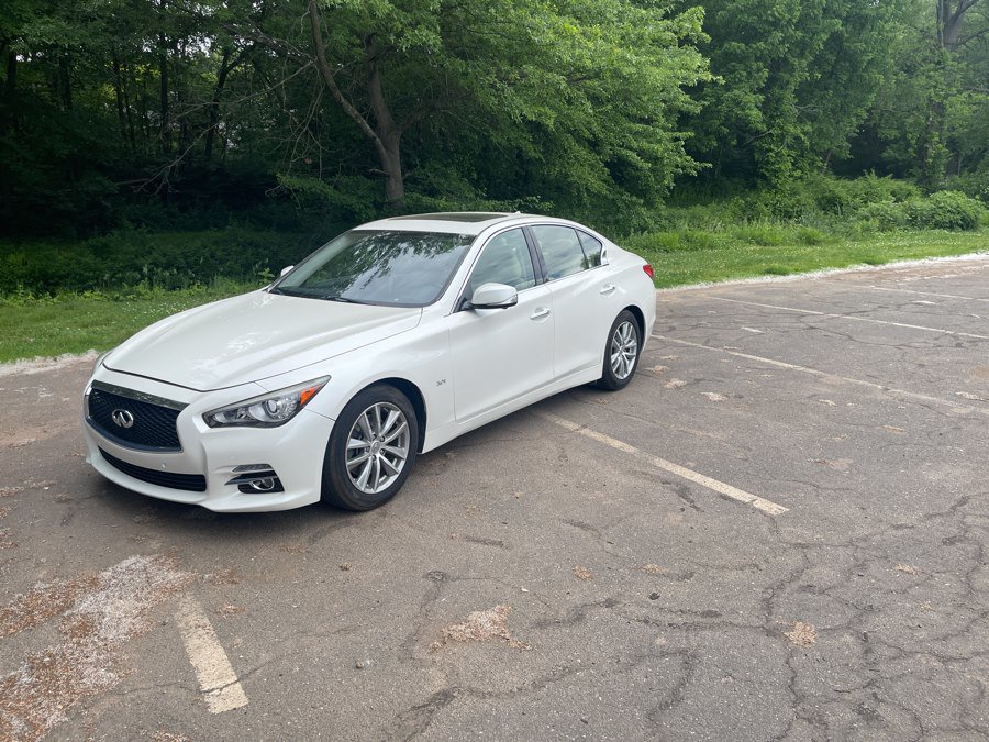 Used 2016 INFINITI Q50 3.0t Premium w/ Driver Assistance Package RWD image 37