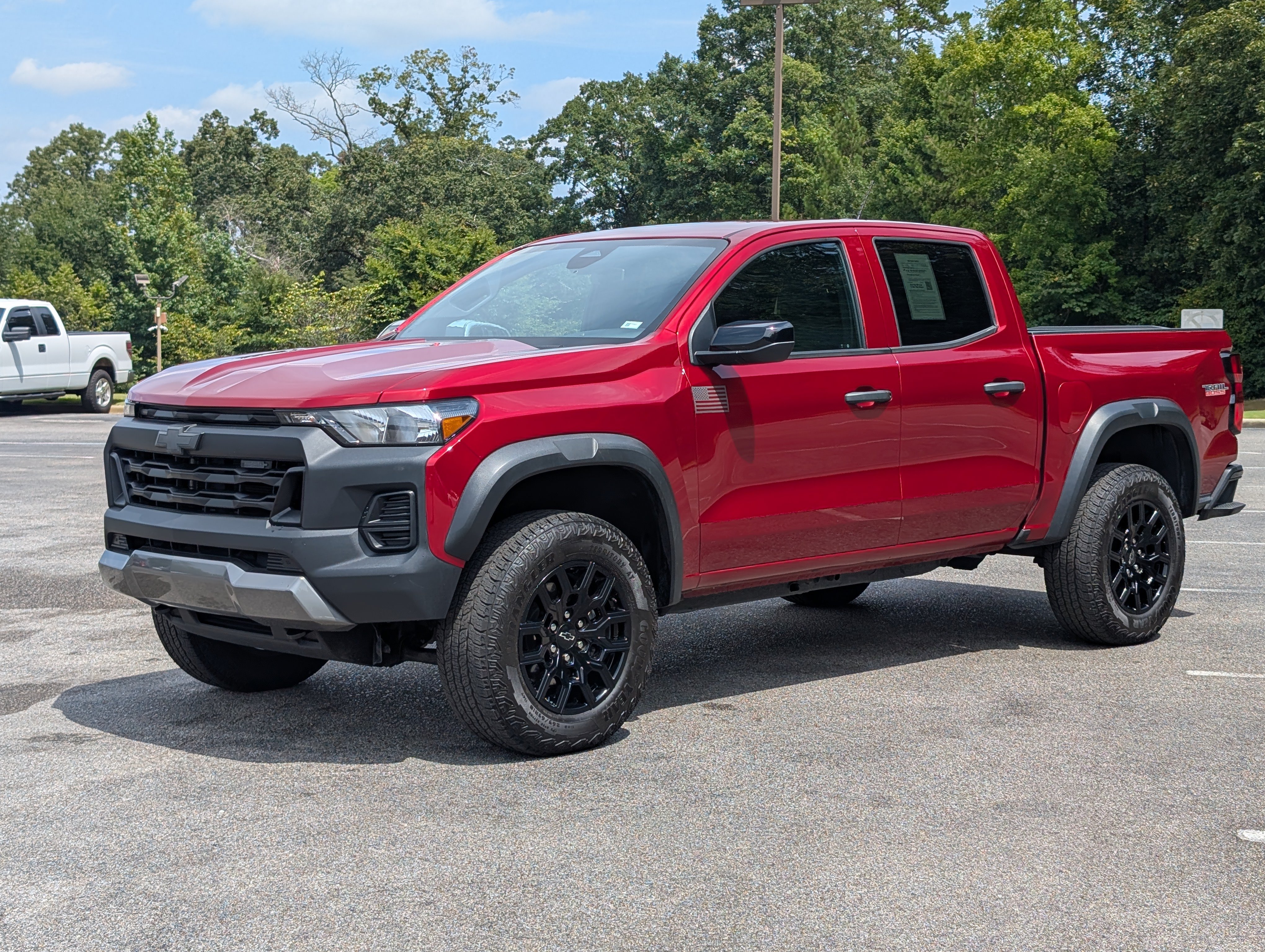 Used 2024 Chevrolet Colorado Trail Boss w/ Advanced Trailering Package AWD/4WD image 5