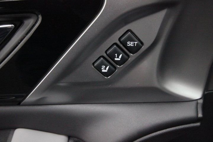 Used 2020 Subaru Outback Limited w/ Popular Package #2 image 11