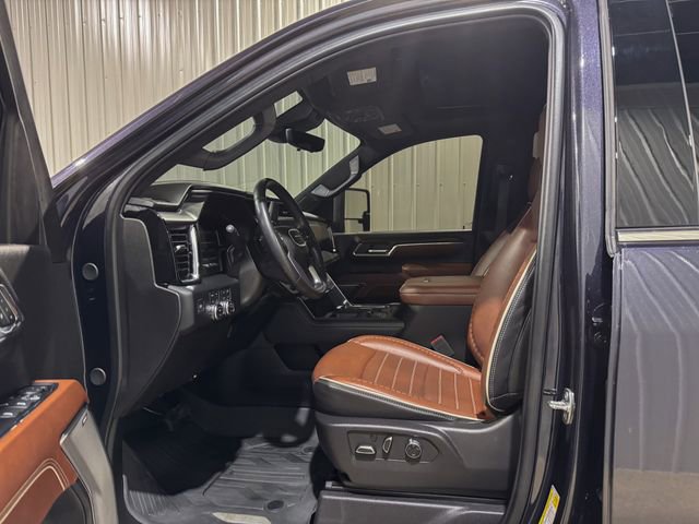 Used 2024 GMC Sierra 2500 Denali Ultimate AWD/4WD image 12