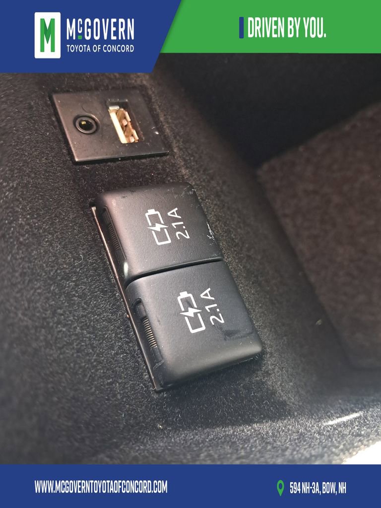 Used 2019 Toyota Avalon Limited w/ Advanced Safety Package image 25