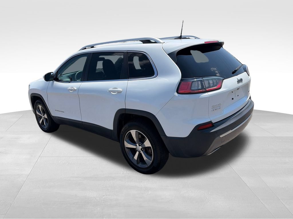 Used 2019 Jeep Cherokee Limited AWD/4WD image 3