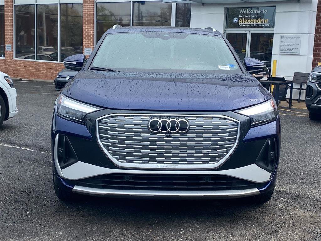 Used 2023 Audi Q4 e-tron Premium image 6