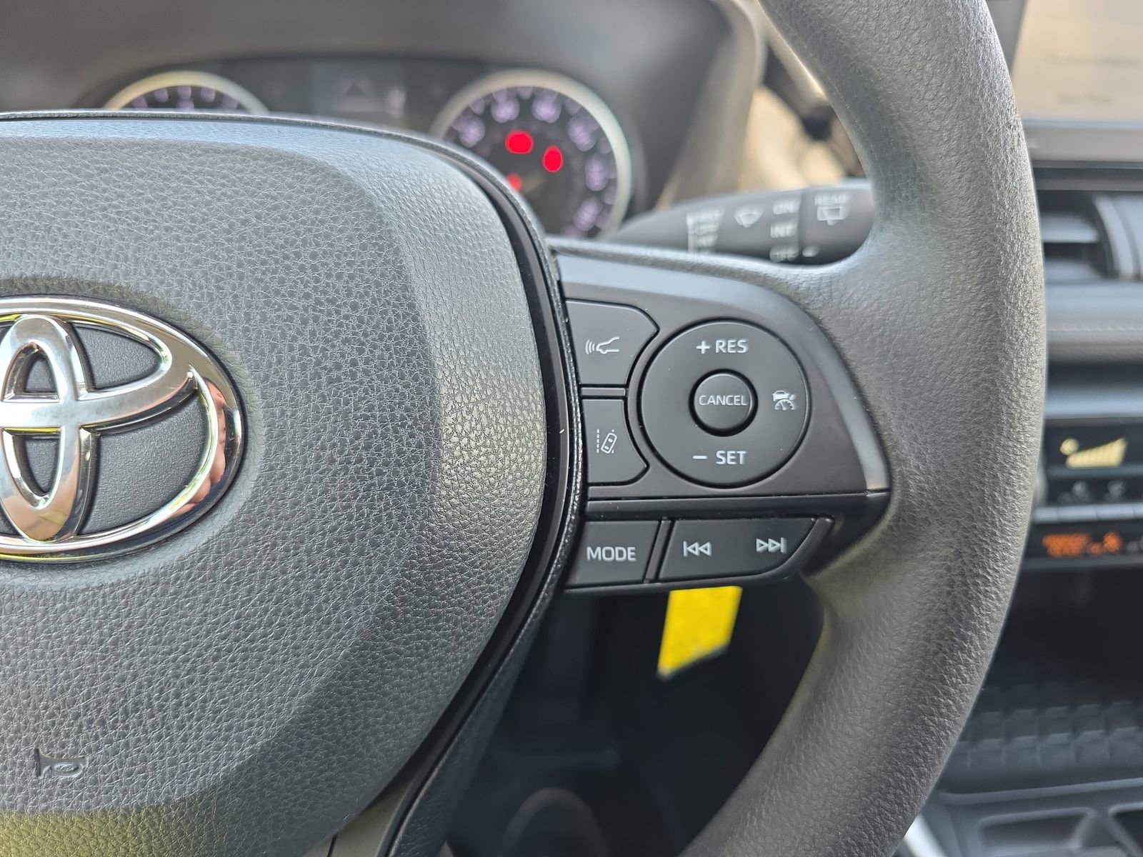 Used 2020 Toyota RAV4 LE w/ All Weather Liner Package FWD image 17