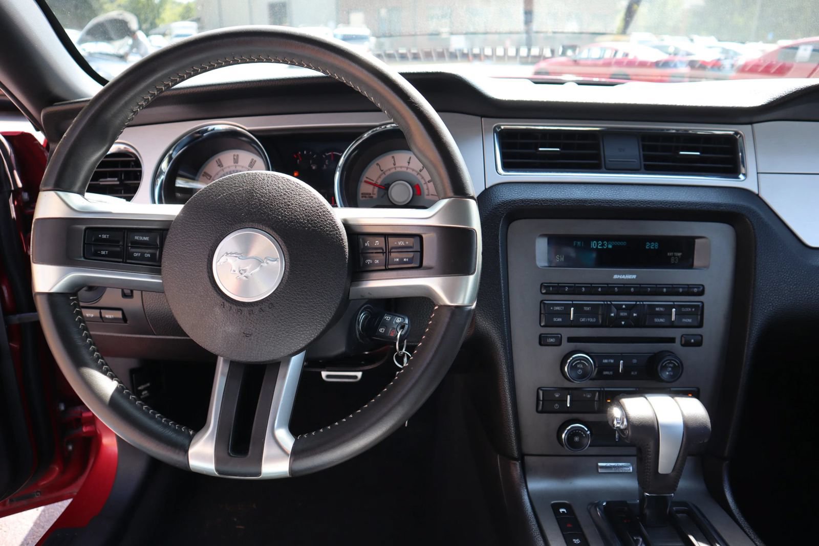Used 2010 Ford Mustang Coupe RWD image 16