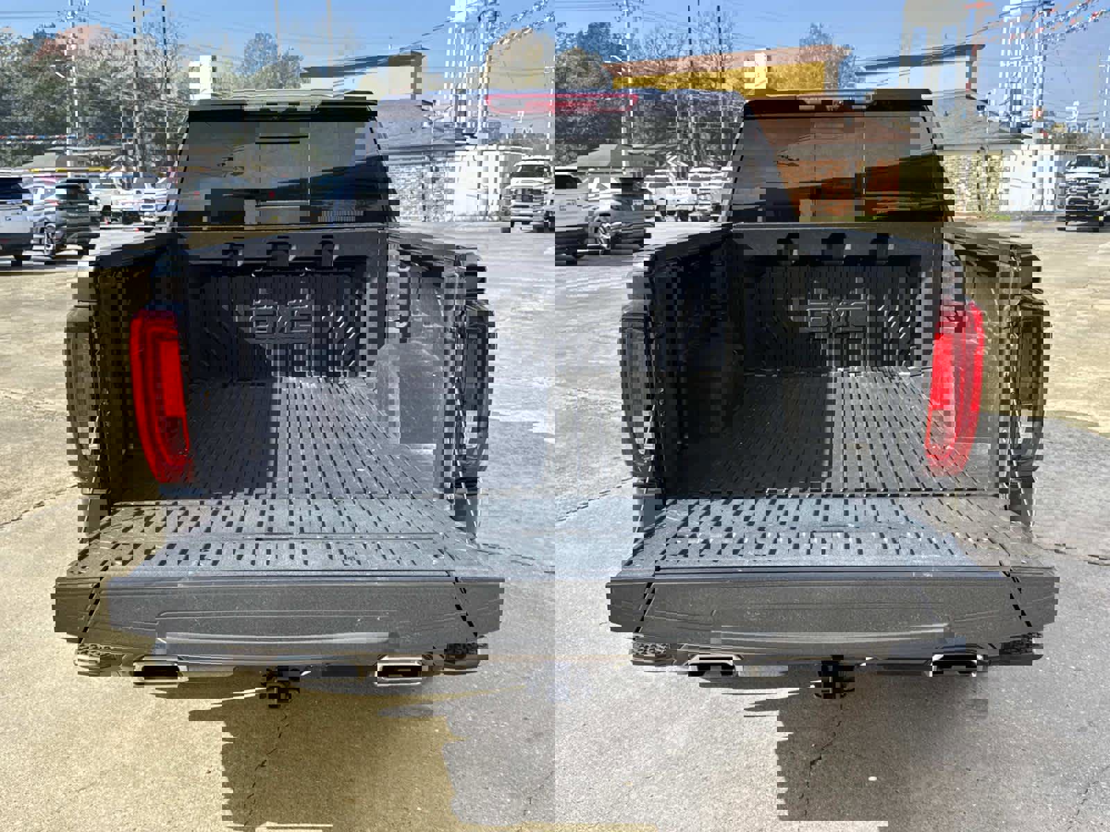 Used 2025 GMC Sierra 1500 Denali Ultimate image 11