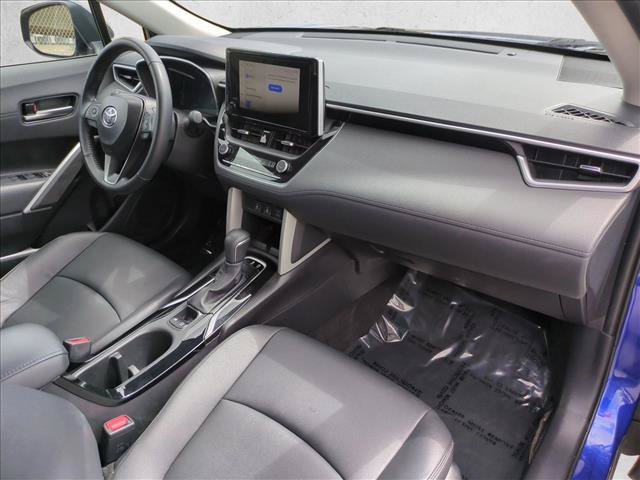 Used 2025 Toyota Corolla Cross XLE AWD/4WD image 20