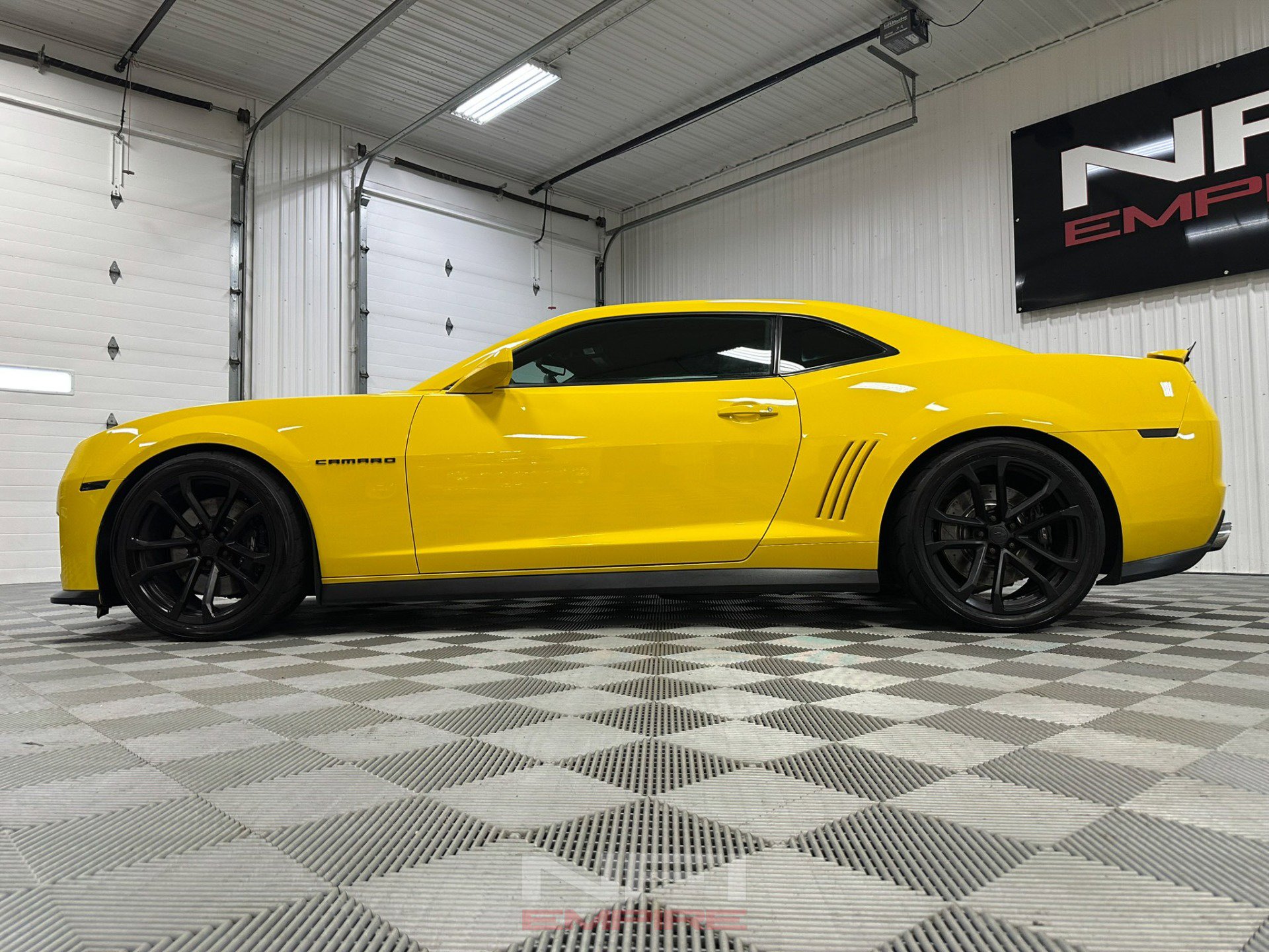 Used 2012 Chevrolet Camaro ZL1 image 11