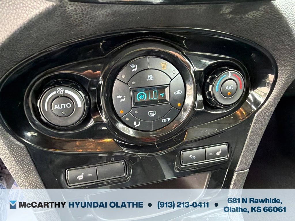 Used 2016 Ford Fiesta Titanium FWD image 27