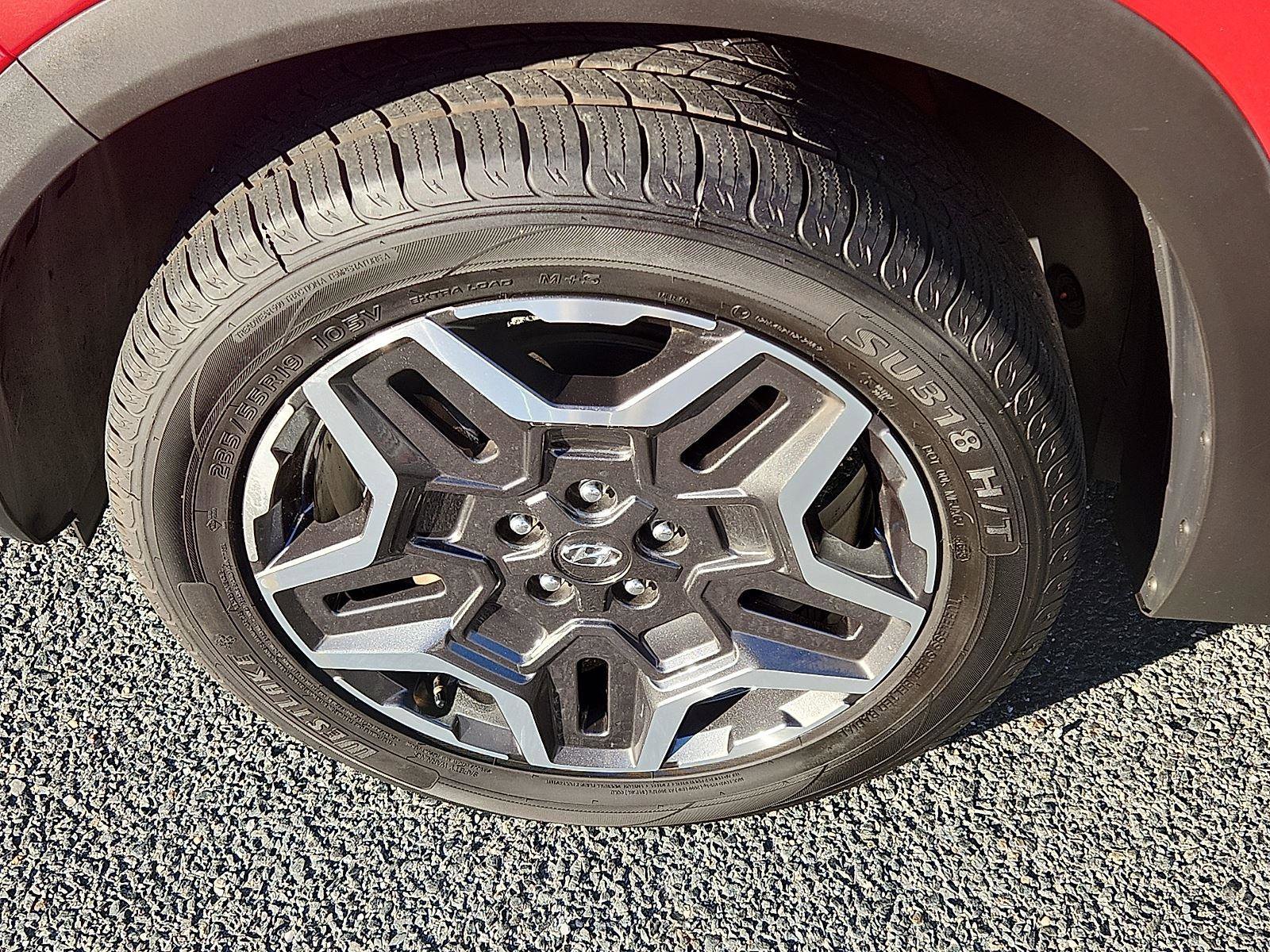 Used 2023 Hyundai Santa Fe Limited image 8