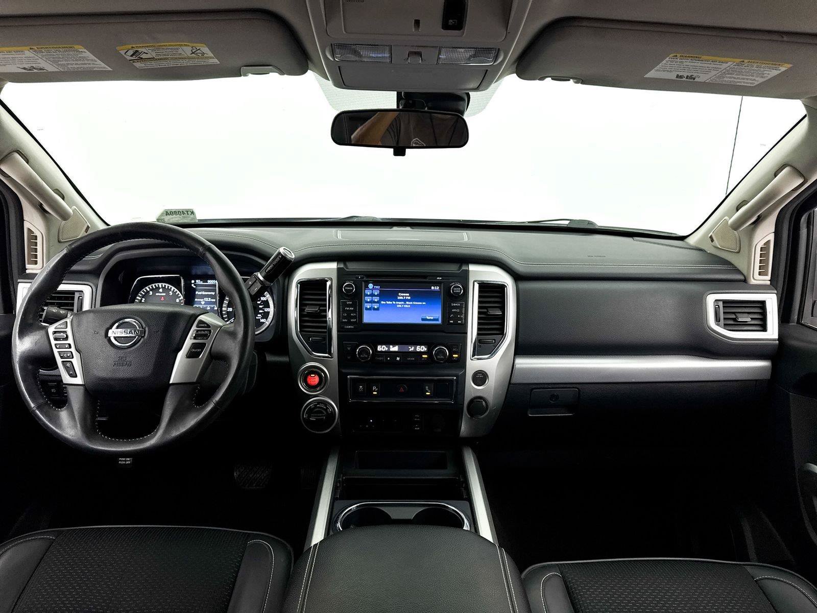 Used 2017 Nissan Titan PRO-4X AWD/4WD image 12