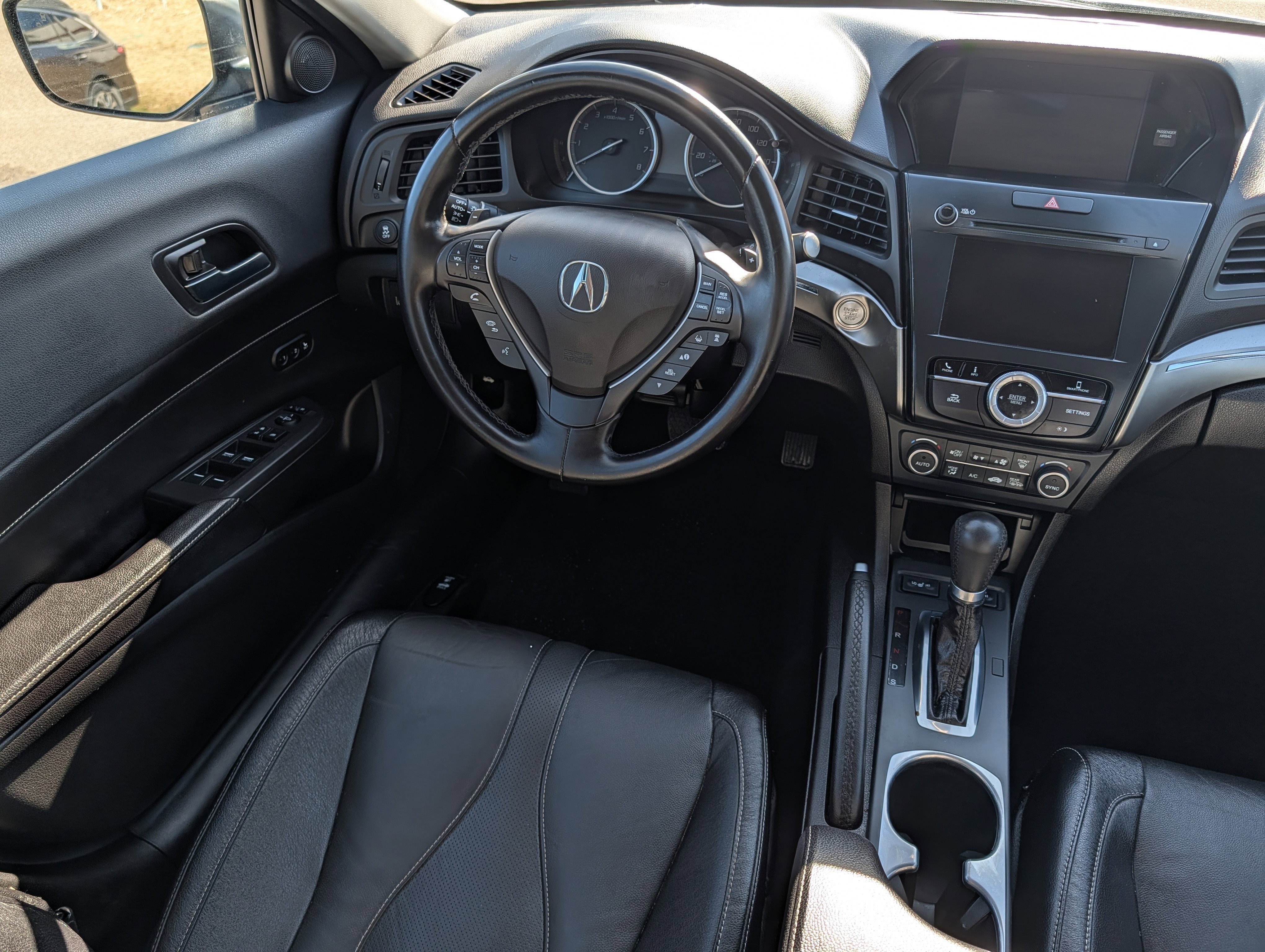 Used 2020 Acura ILX w/ Premium Package image 9