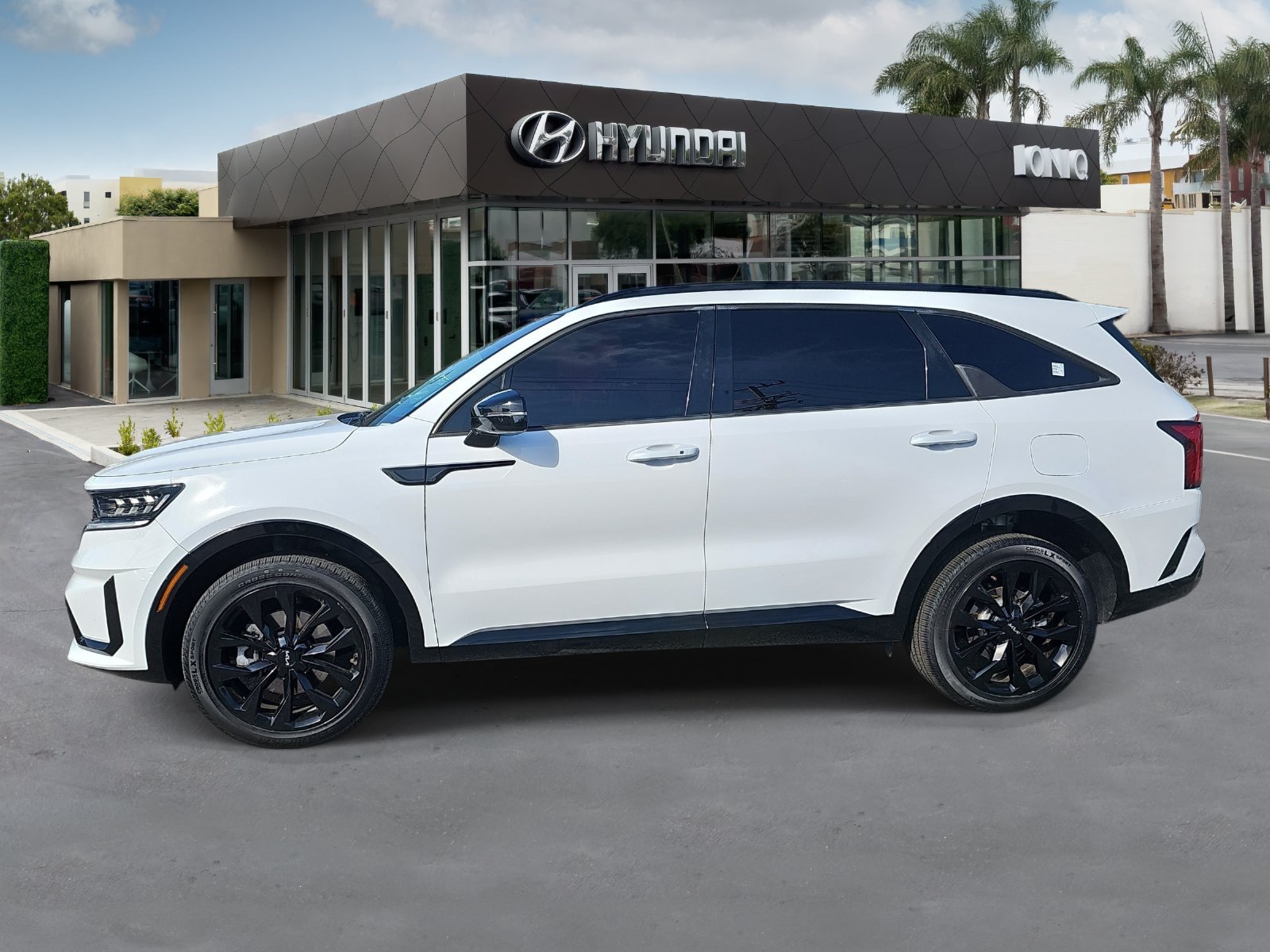 Used 2023 Kia Sorento SX AWD/4WD image 6
