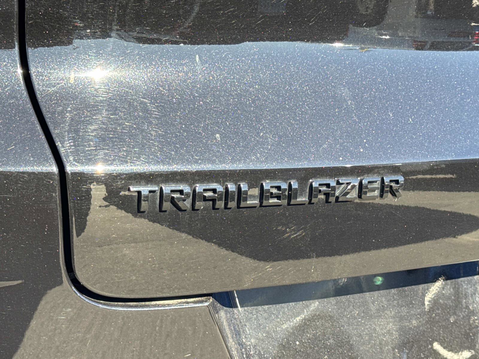 Used 2024 Chevrolet TrailBlazer RS image 26