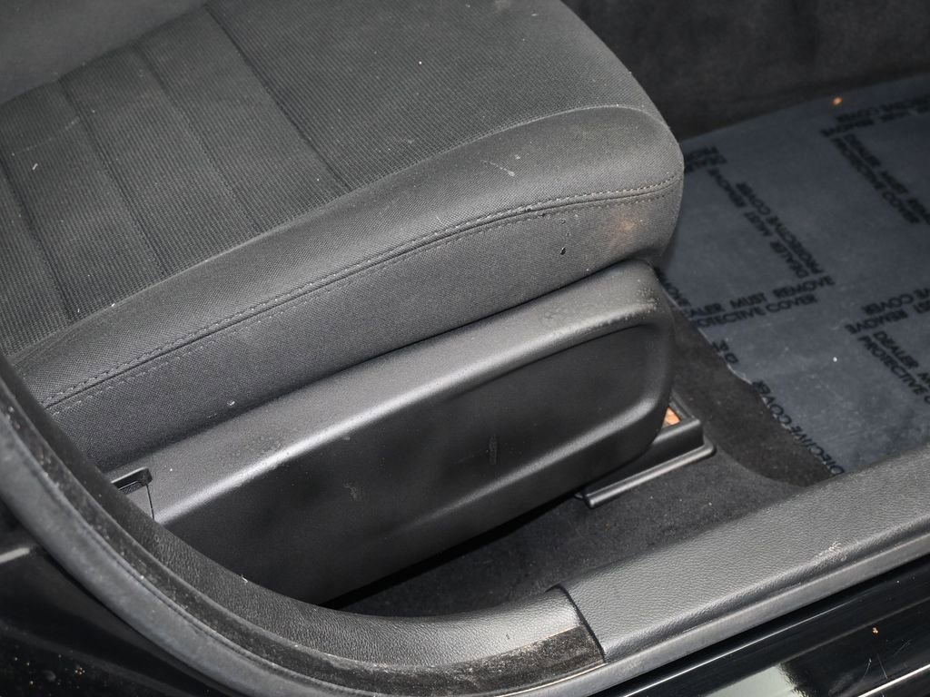 Used 2014 Dodge Charger R/T w/ Blacktop Package image 41