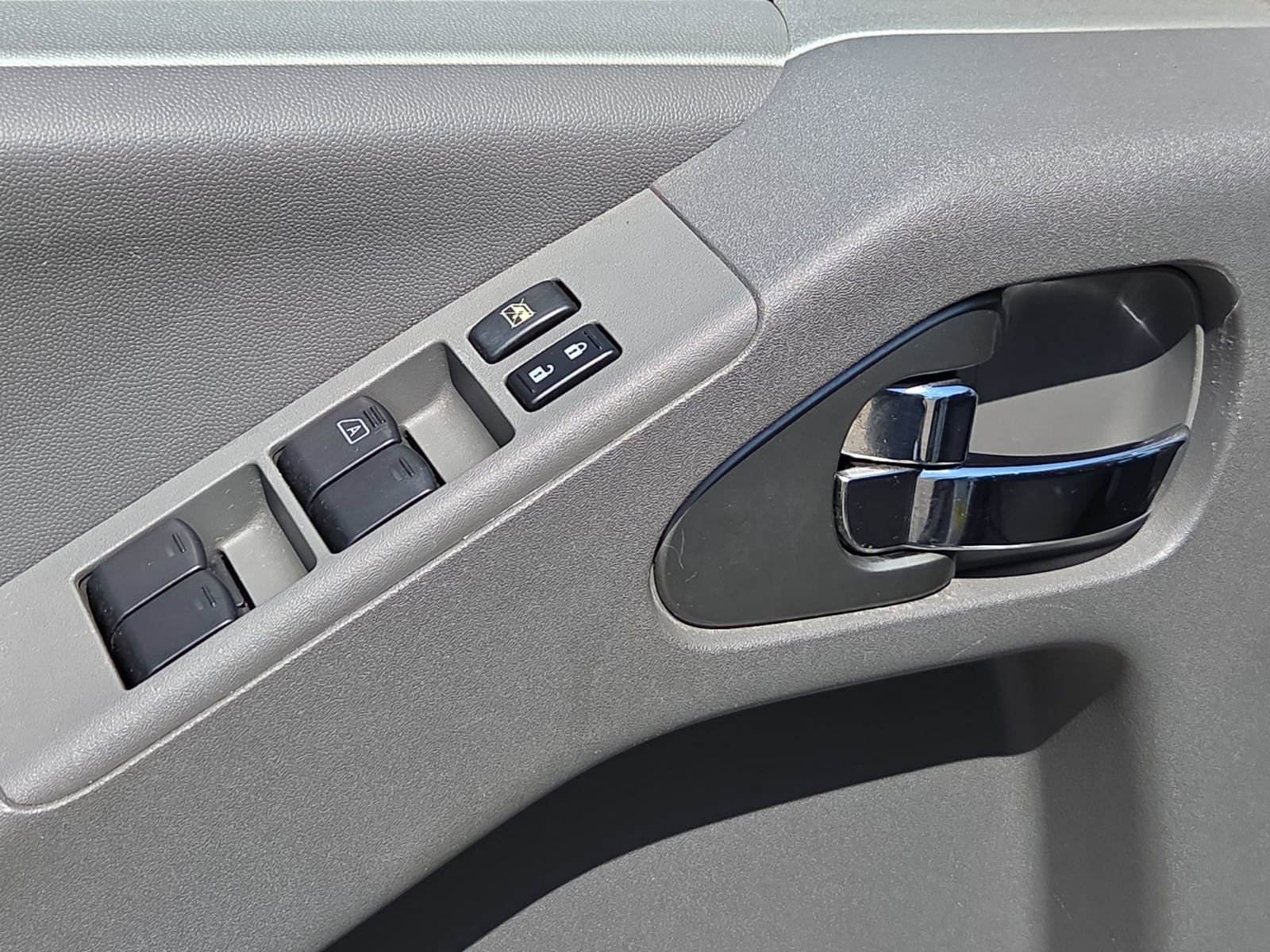 Used 2016 Nissan Frontier SV w/ SV Value Truck Package image 13