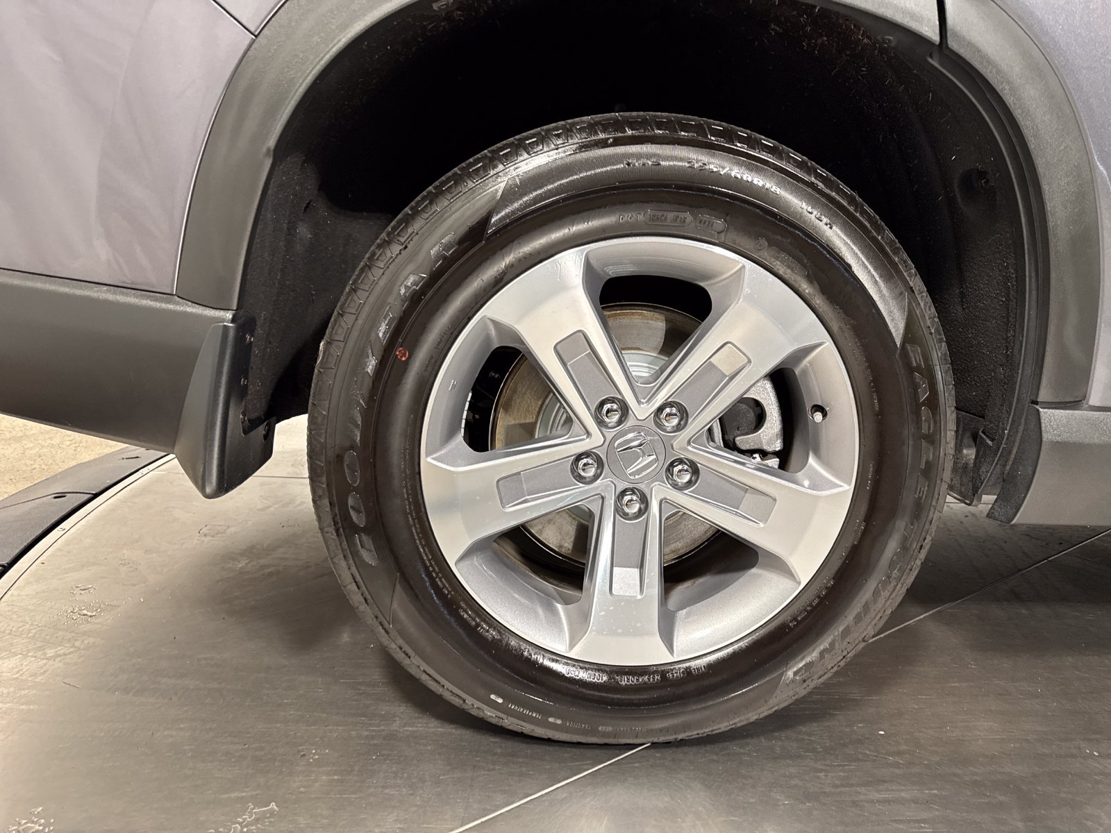 Used 2025 Honda Pilot EX-L image 13