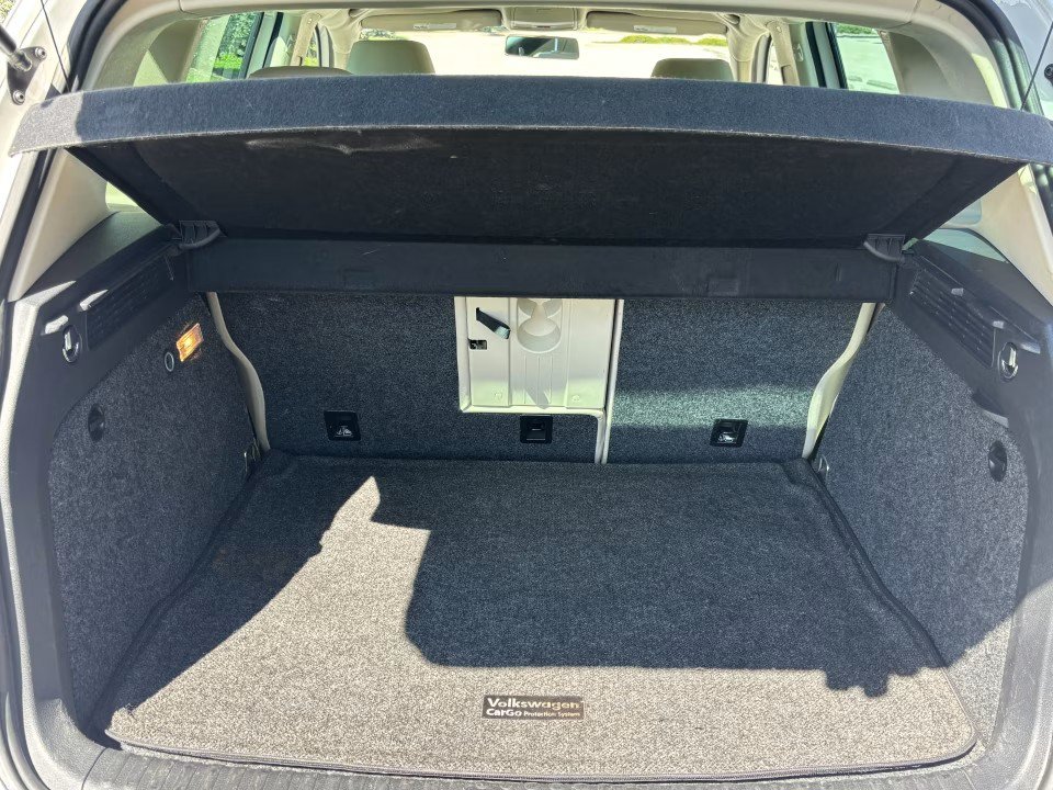 Used 2014 Volkswagen Tiguan SE FWD image 22