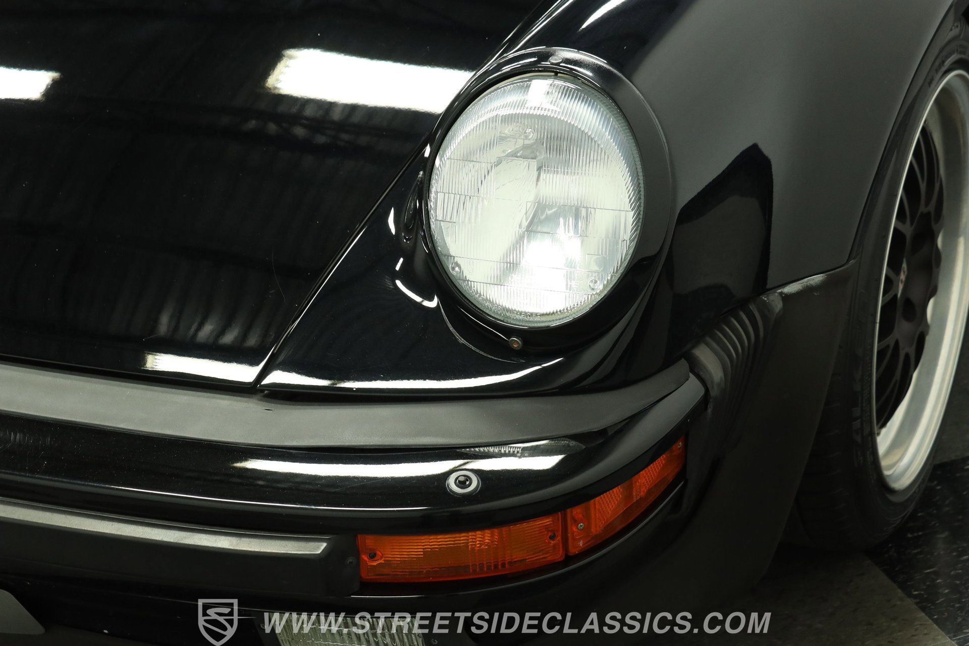 Used 1988 Porsche 911 Carrera RWD image 19
