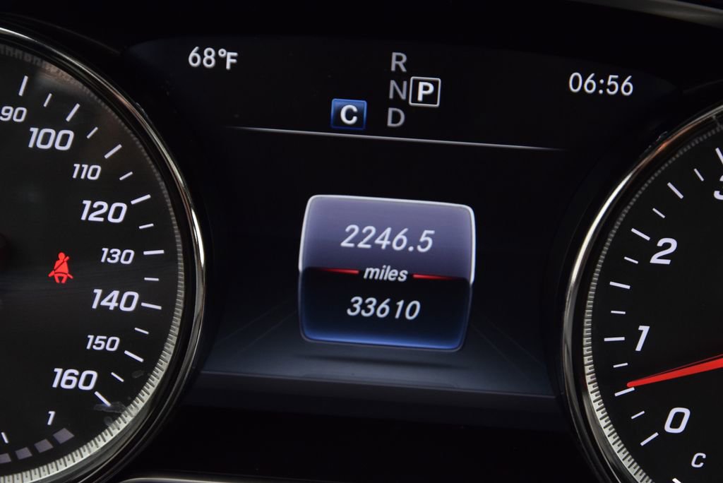 Used 2018 Mercedes-Benz E 400 Coupe image 26